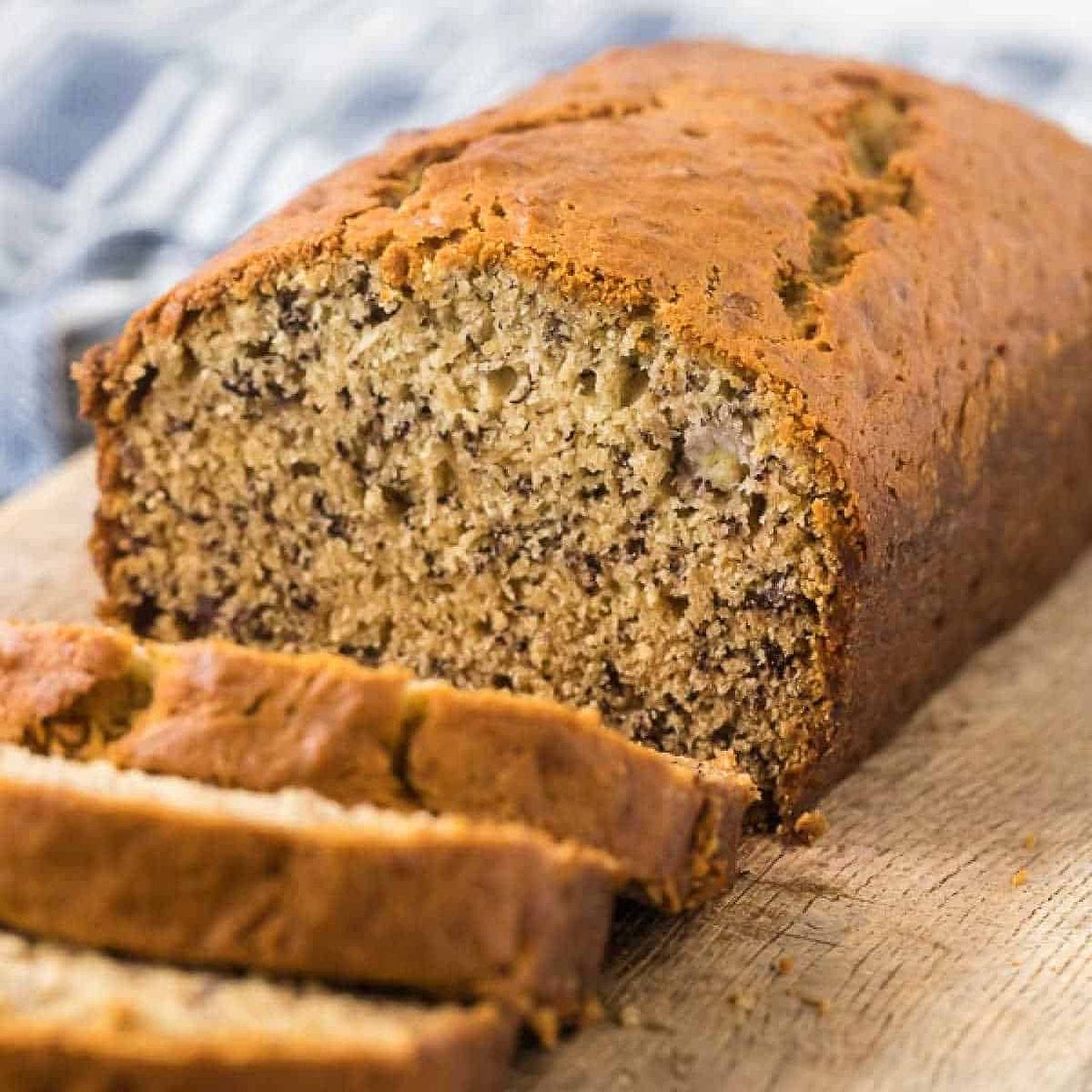 Easy Moist Banana Bread Recipe
