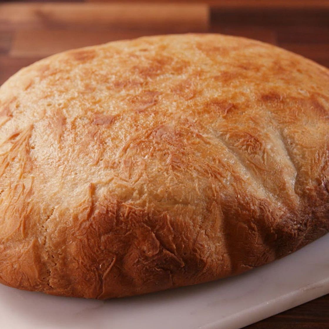 This Three-Step Slow Cooker Bread Is The Easiest Thing You'll Ever Make