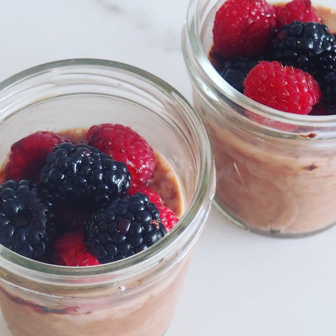 Chocolate Chia Puddings