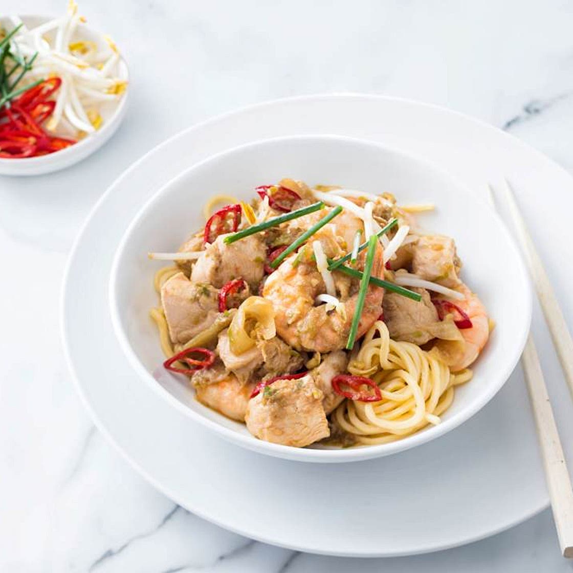 Chicken and prawn noodles