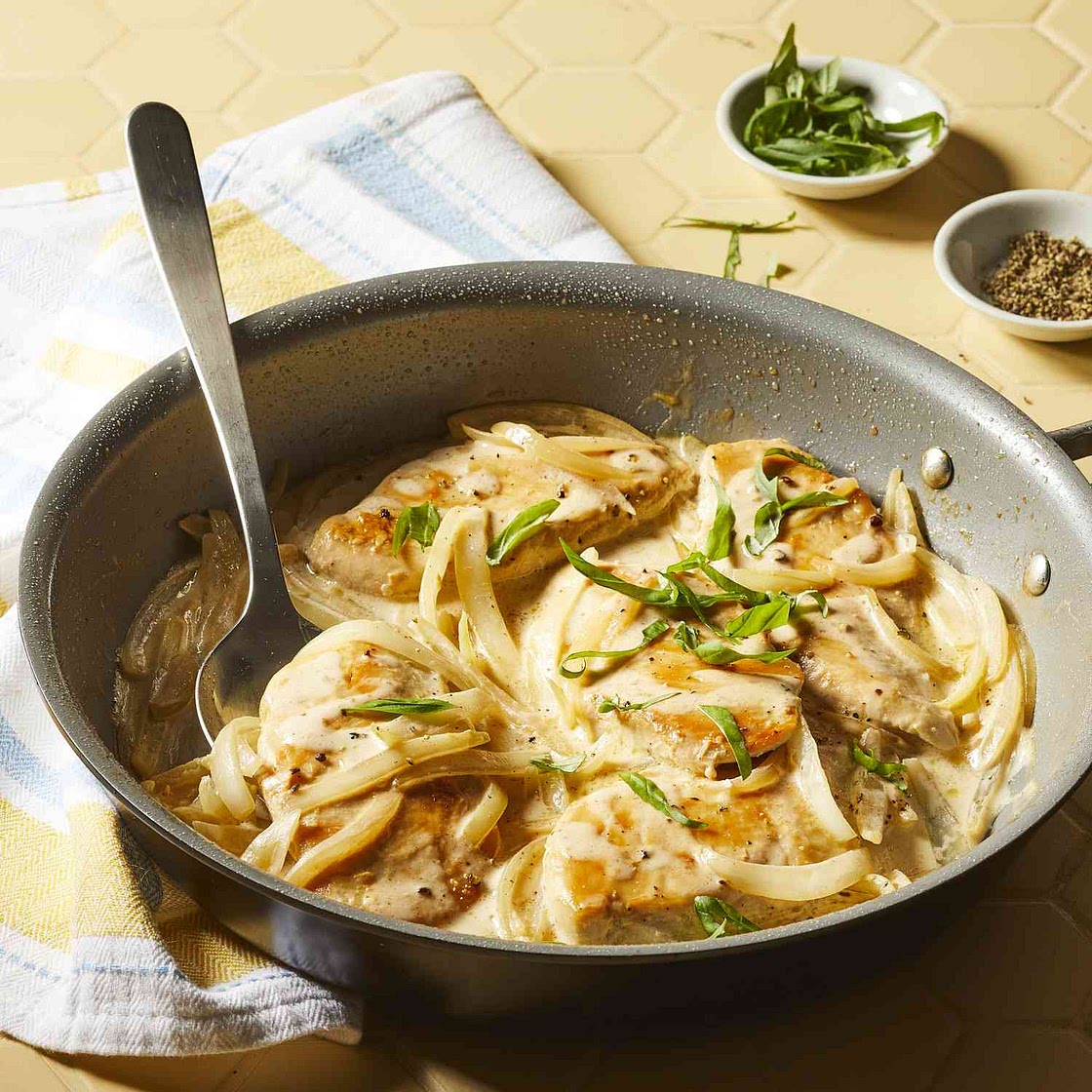 Skillet Sour Cream & Onion Chicken