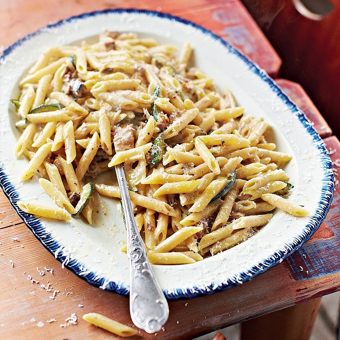 Carbonara of smoked mackerel