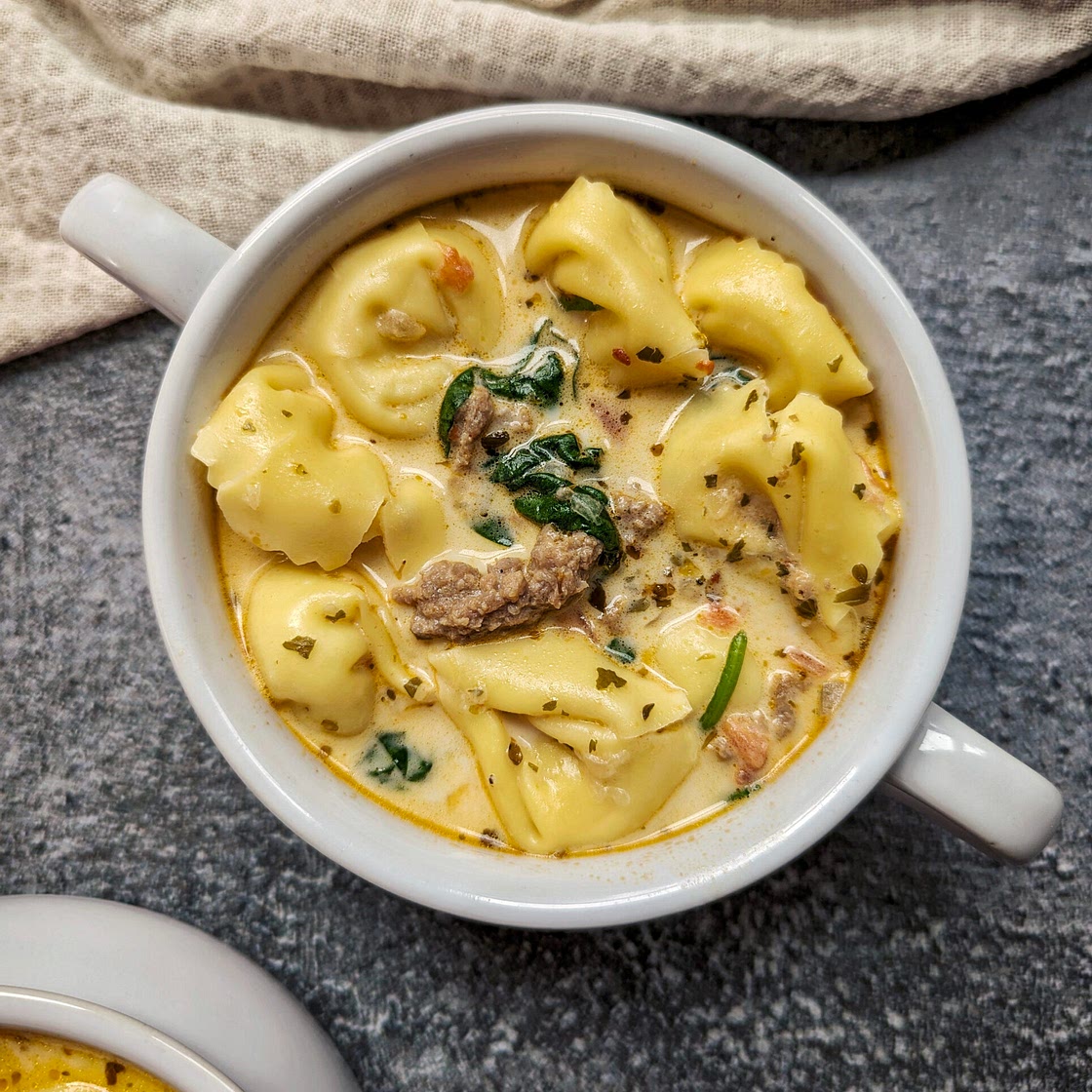 Instant Pot Tortellini Soup