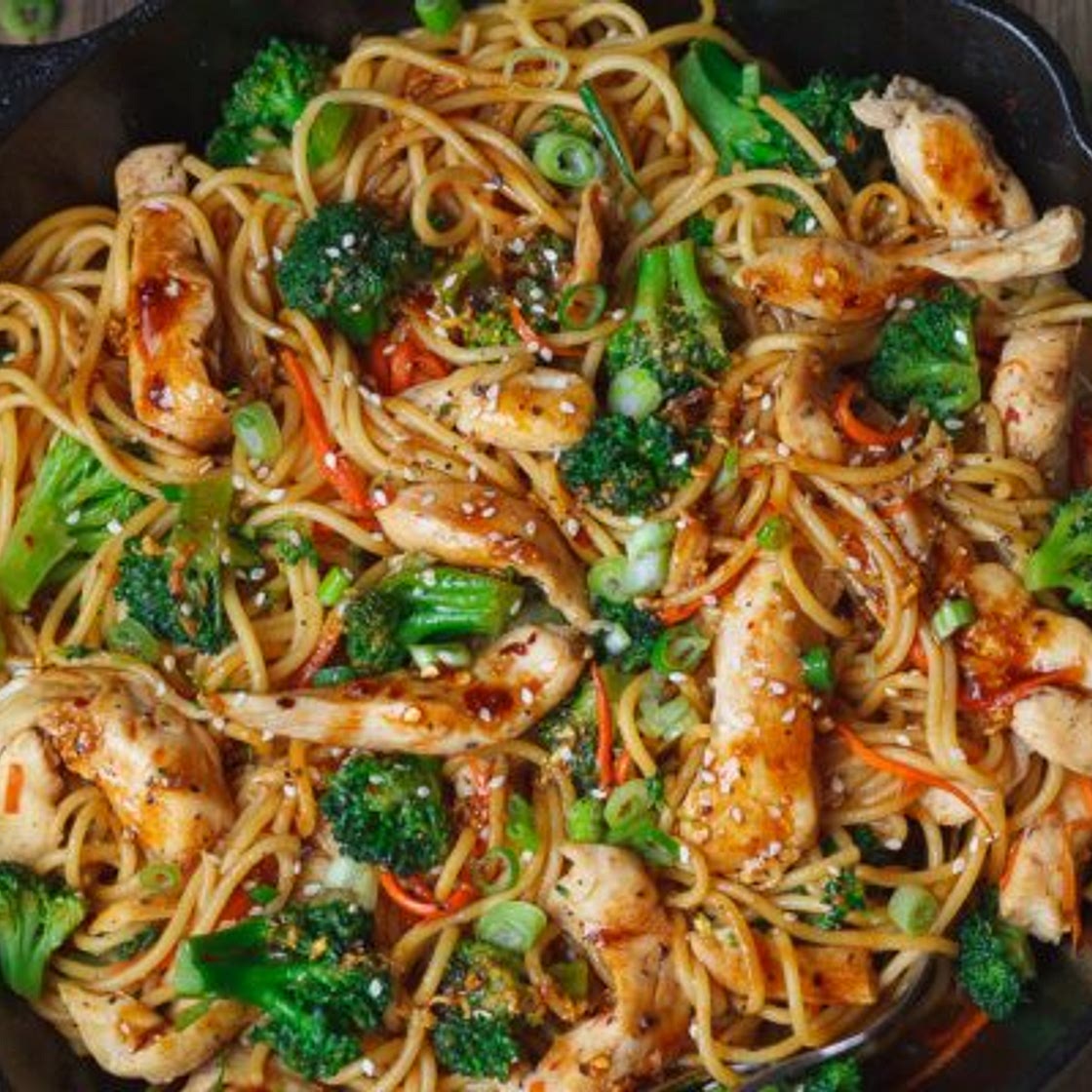 15-Minute Chicken Stir Fry Noodles