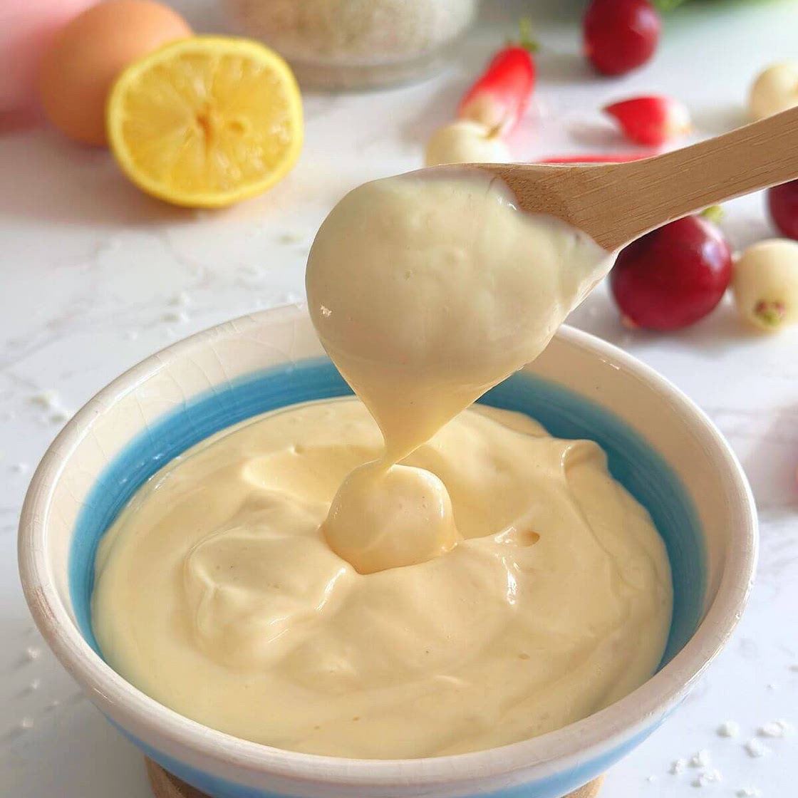How to Make Mayonnaise with Only 4 Ingredients