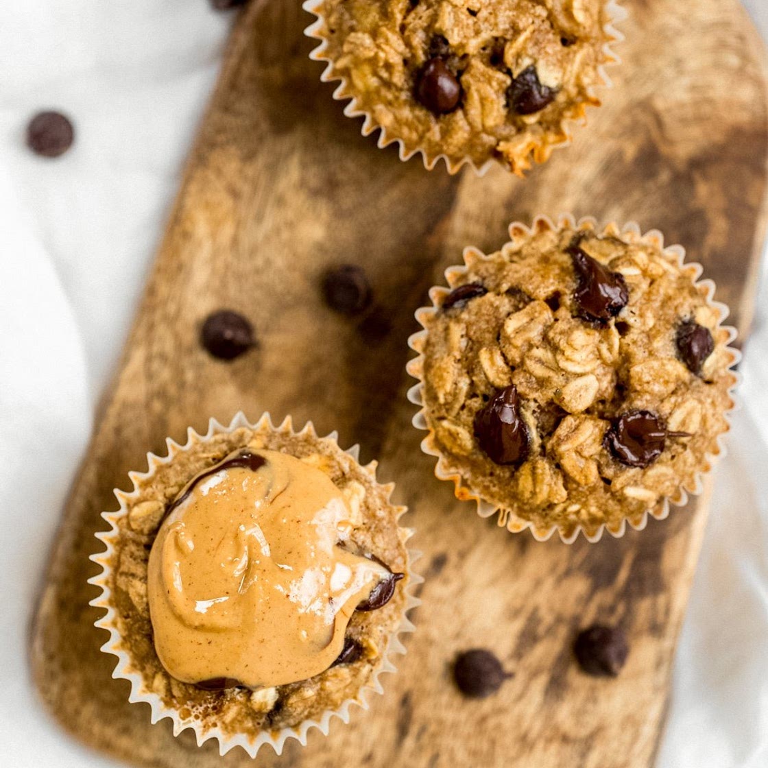 Peanut Butter Banana Baked Oatmeal Cups