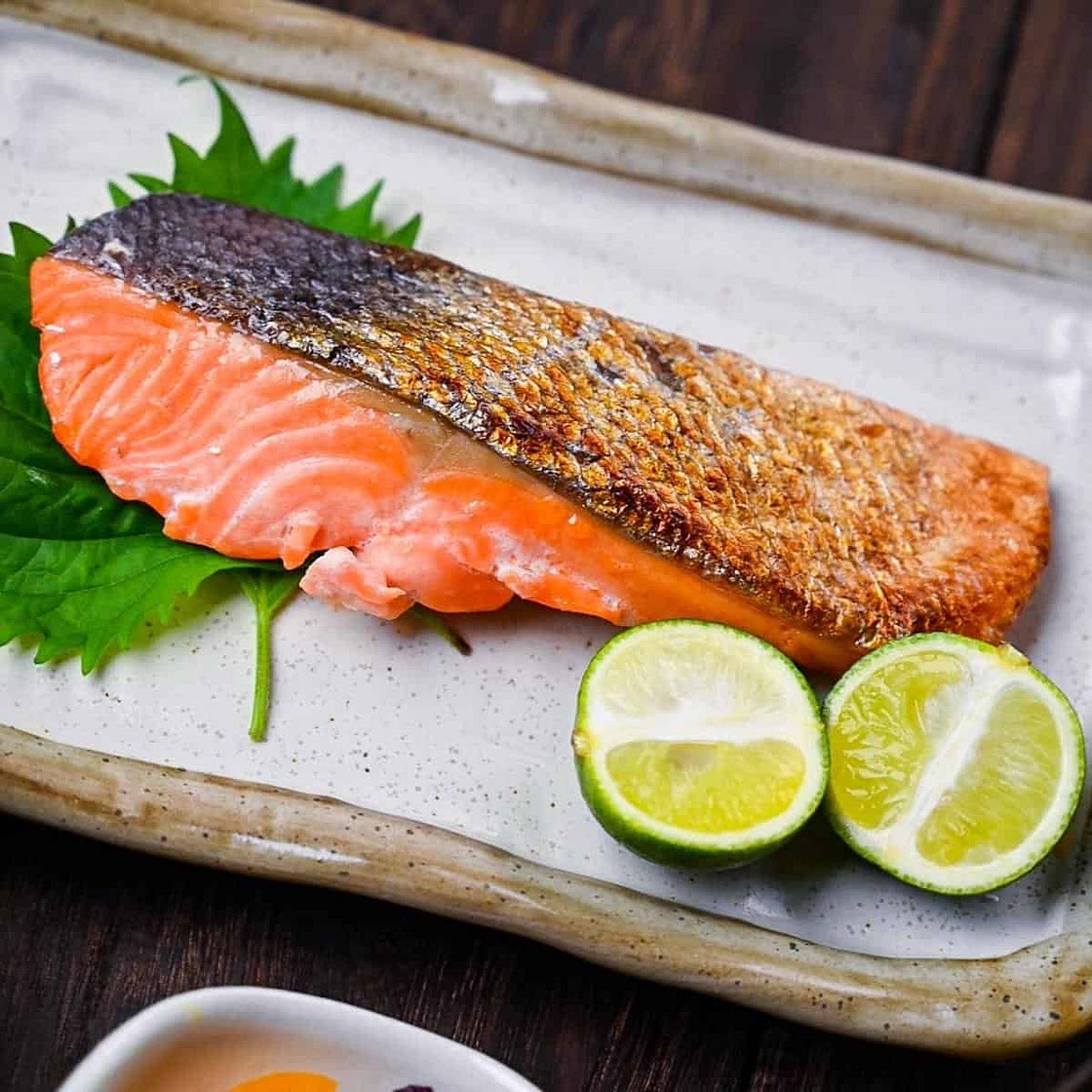 Shiozake (Japanese Salted Breakfast Salmon)