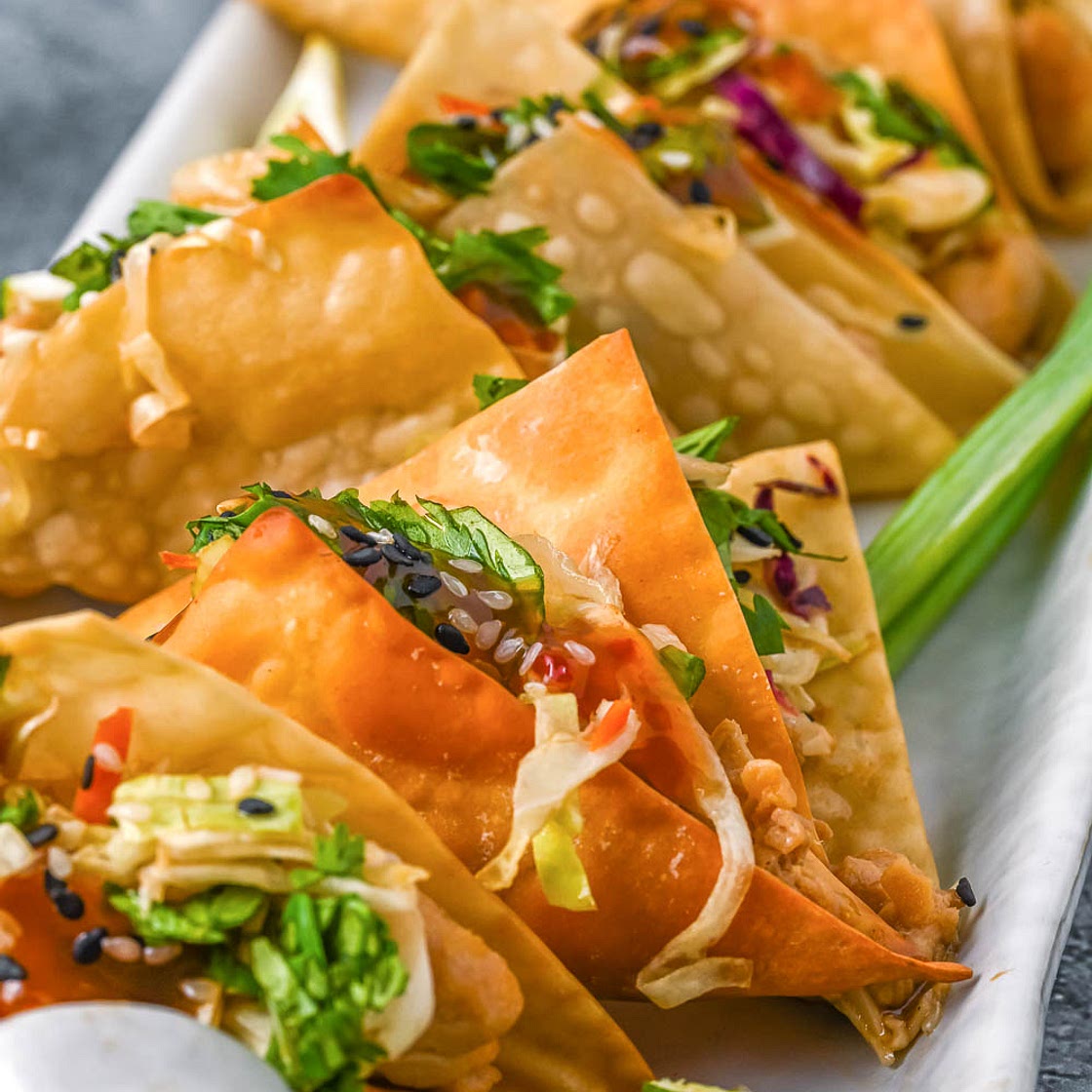 APPLEBEE'S WONTON CHICKEN TACOS