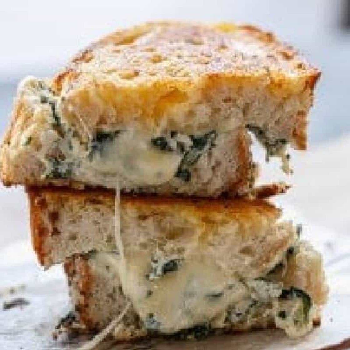 Spinach and Ricotta Grilled Cheese