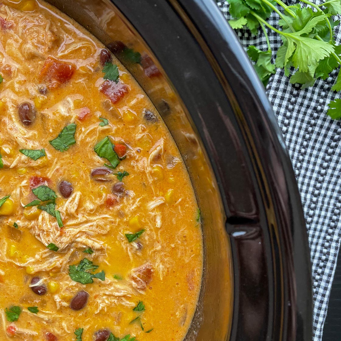 Crockpot Creamy Chicken Enchilada Soup