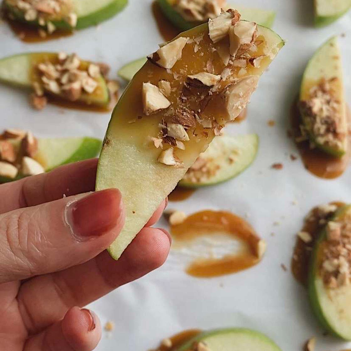 Caramel Apple Slices with Crushed Nuts
