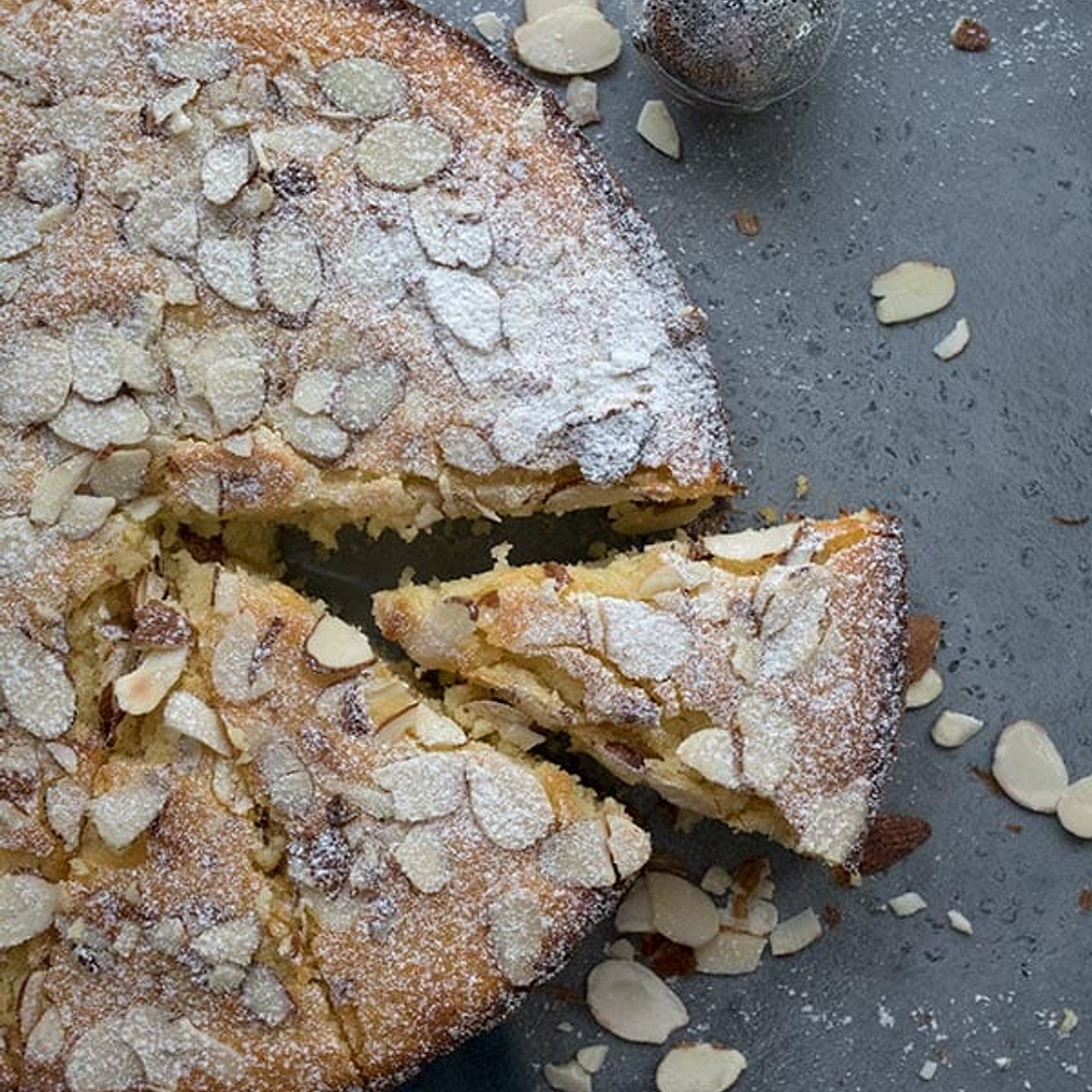 Keto Almond Ricotta Cake