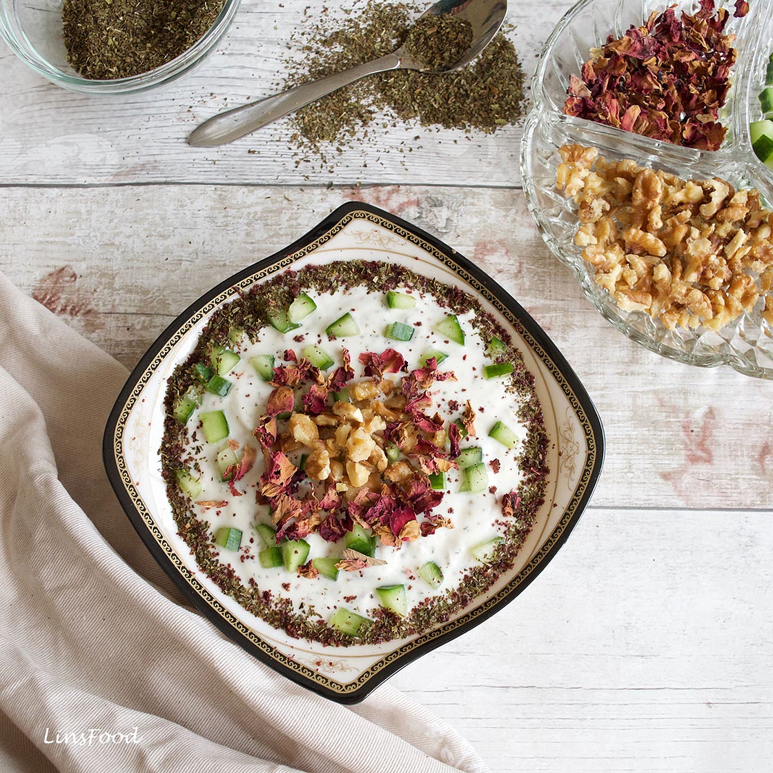Mast-o-Khiar Recipe (Persian Yoghurt and Cucumber Dip)
