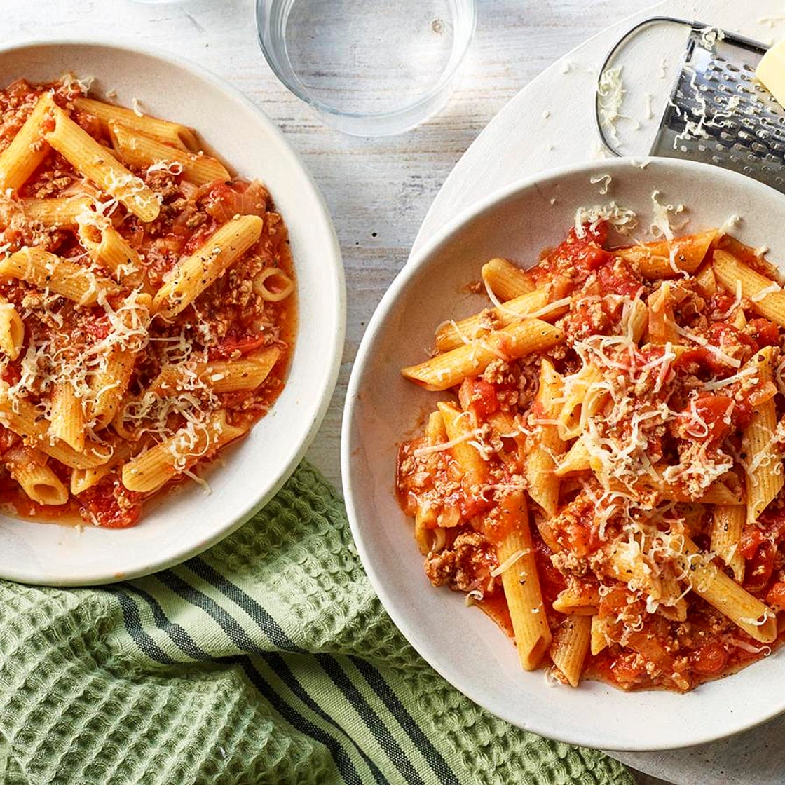 One-pan turkey bolognese