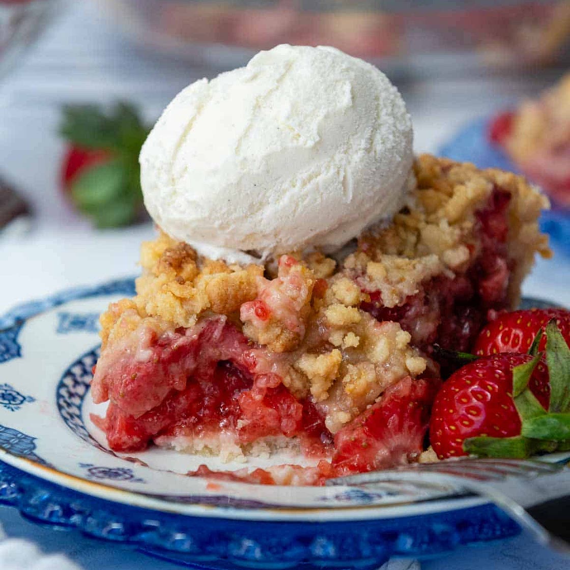 Fresh Gluten-Free Strawberry Pie (Thick, Juicy Filling)