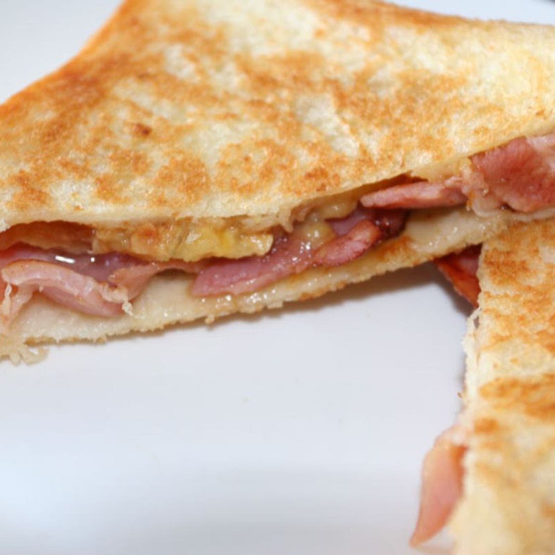 Elvis' Fried Peanut Butter and Banana Sandwich with Bacon