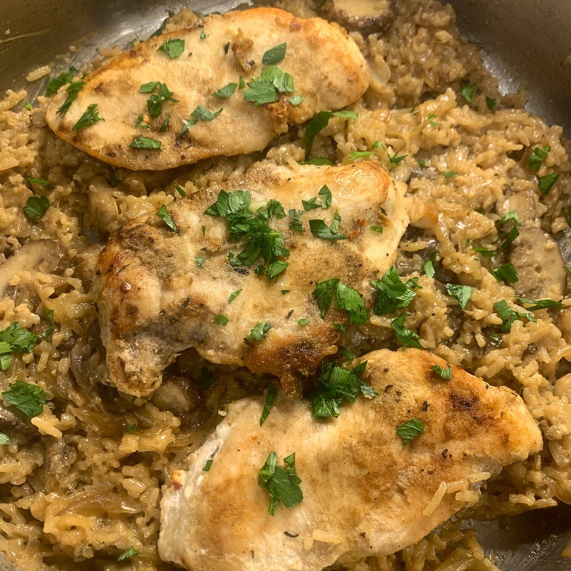 One Pan Chicken and Rice with Mushrooms