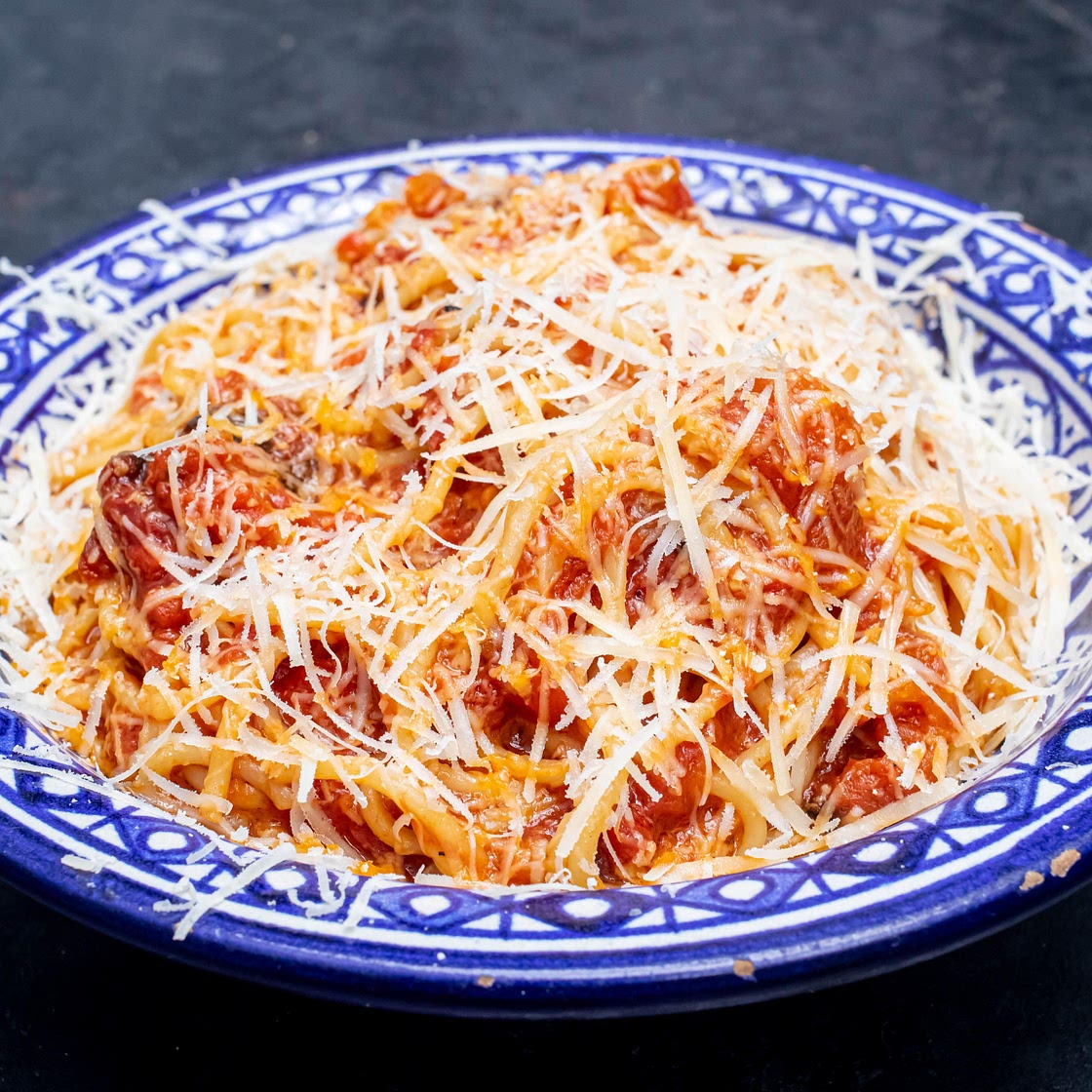 Roasted Tomato Spaghetti by Forza Wine