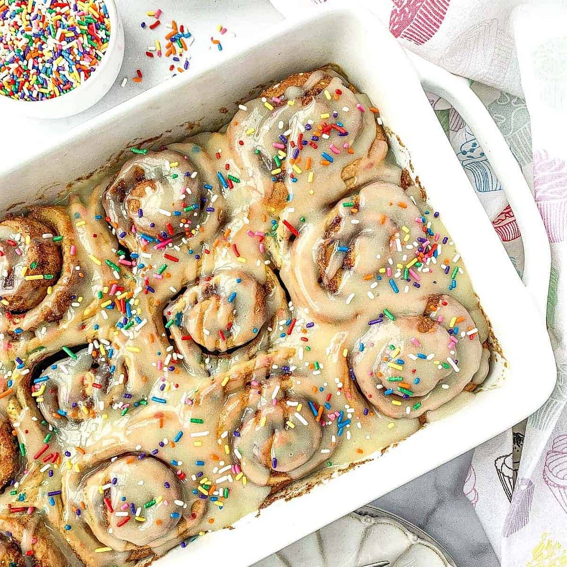 Funfetti Cinnamon Rolls