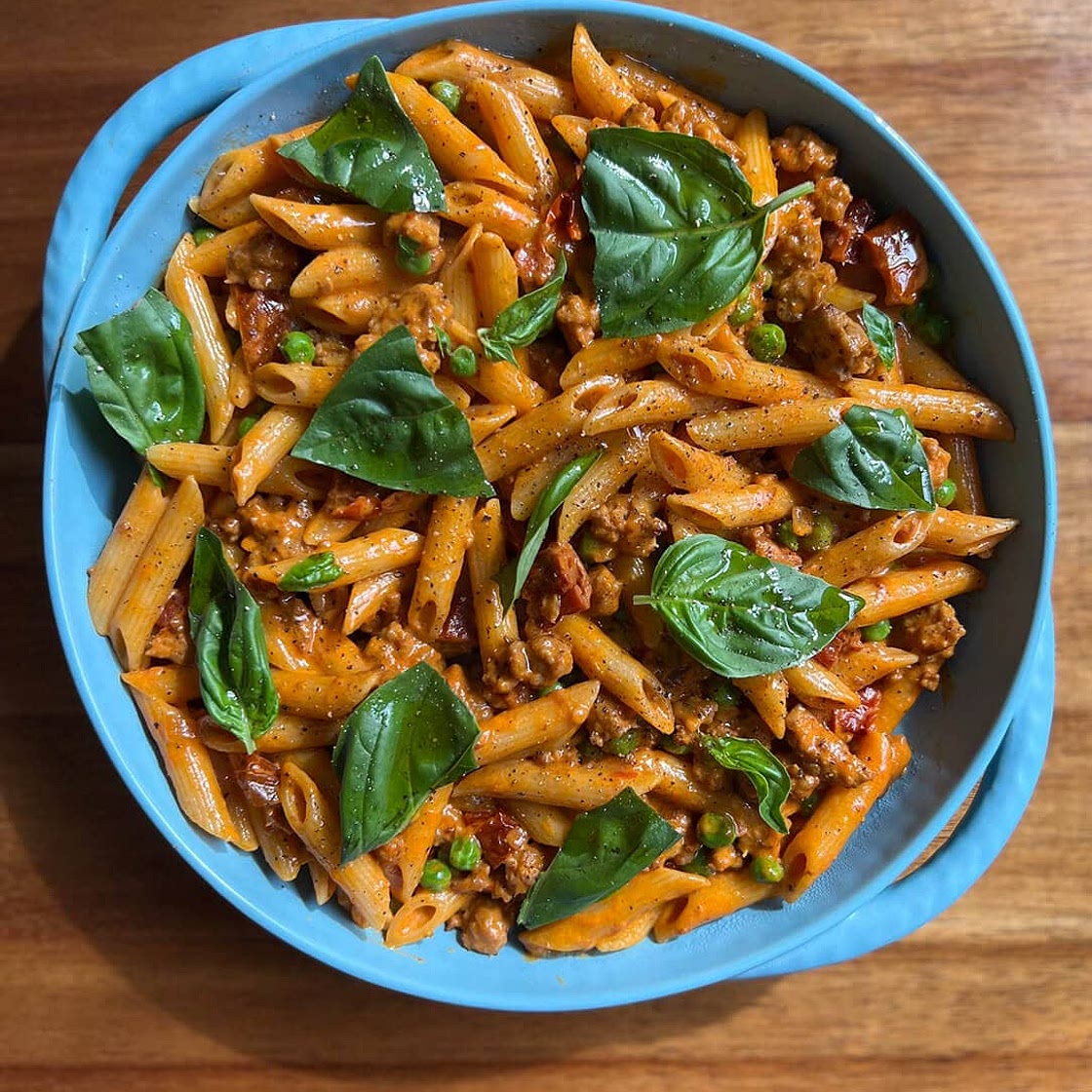 Spicy Creamy Penne with Sausage and Peas