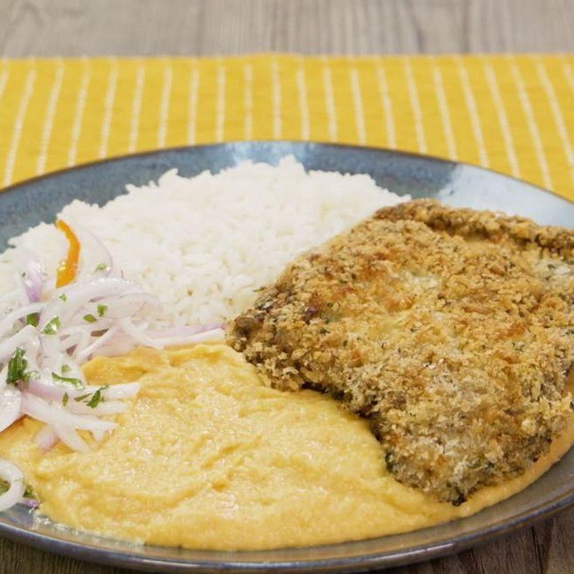 Pepián de choclo con bistec al panko: receta VIDEO