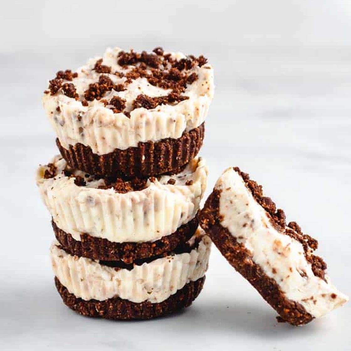 Keto Oreo Cheesecake Bites