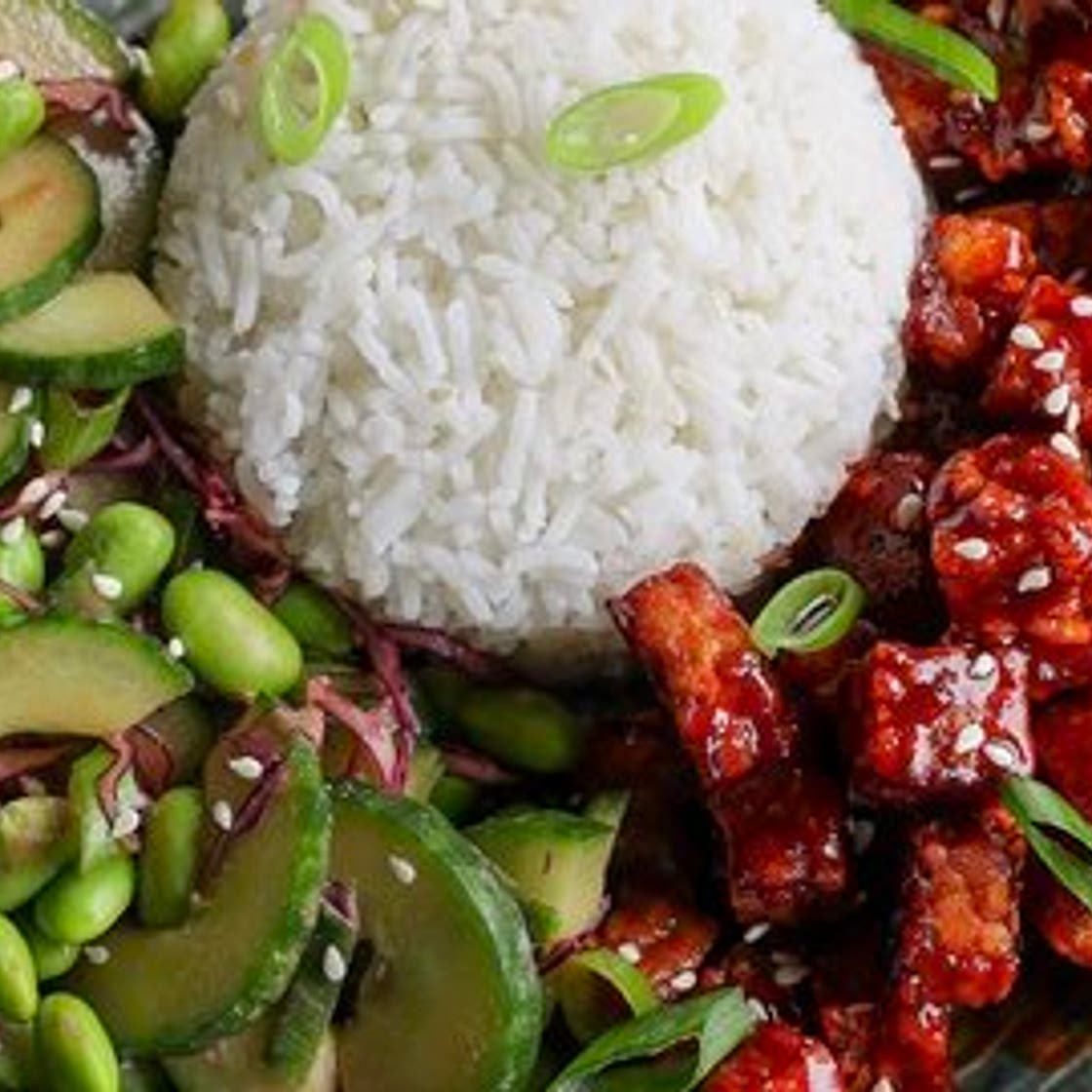 Gochujang Tempeh Bowl
