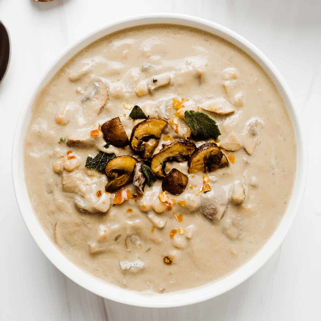 Creamy White Bean and Mushroom Soup
