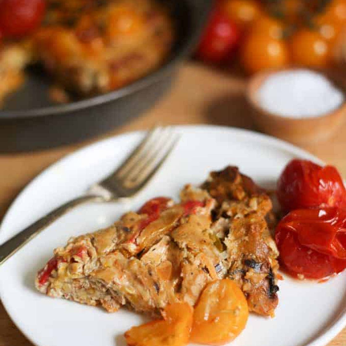 Roasted pepper and tomato vegan quiche with sweet potato crust