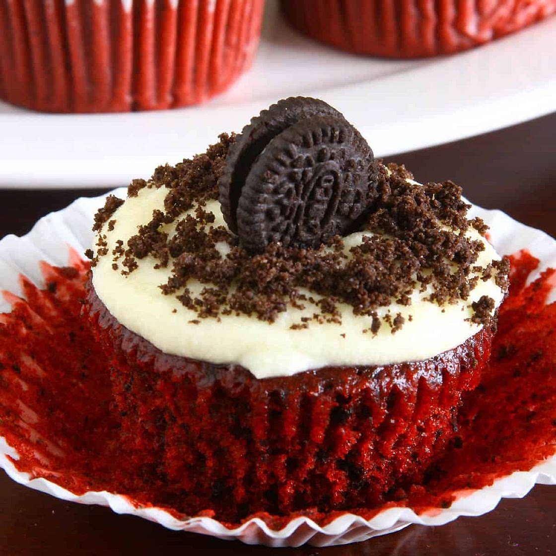 Eggless Red Velvet Cupcakes (One Bowl)