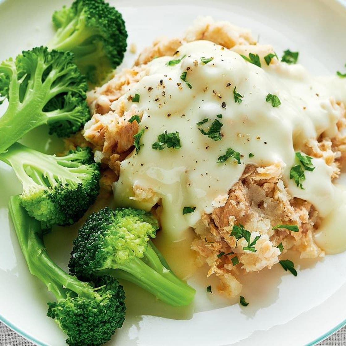 Crustless Salmon Pie