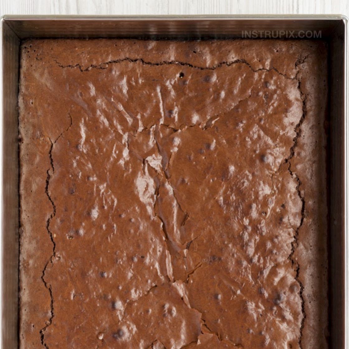 Easy Keto Brownies Made With Almond Flour