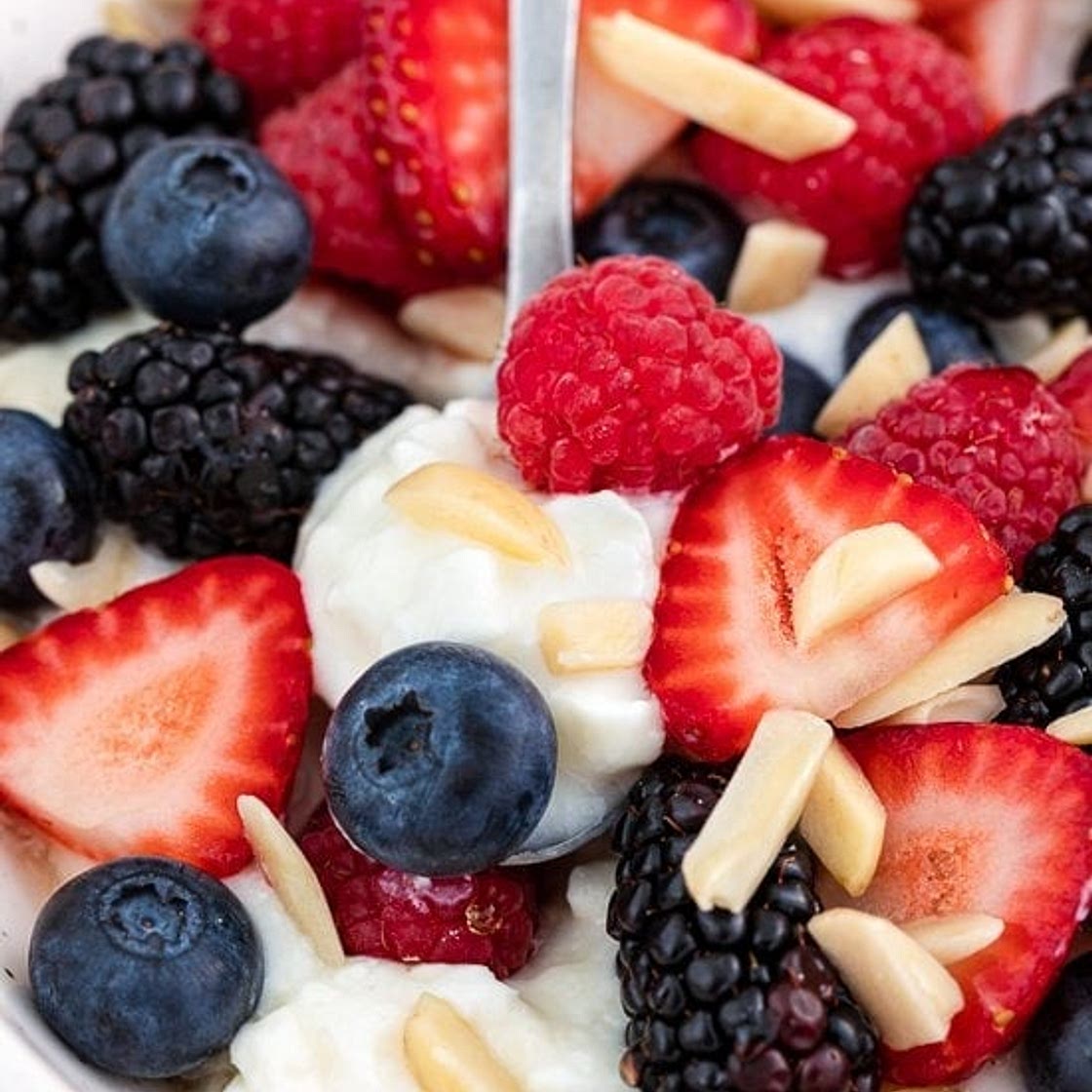 Berry Cottage Cheese Breakfast Bowl