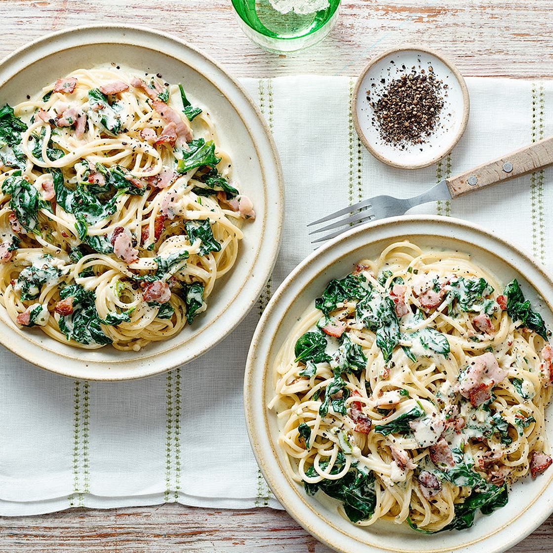 Bacon and spinach spaghetti