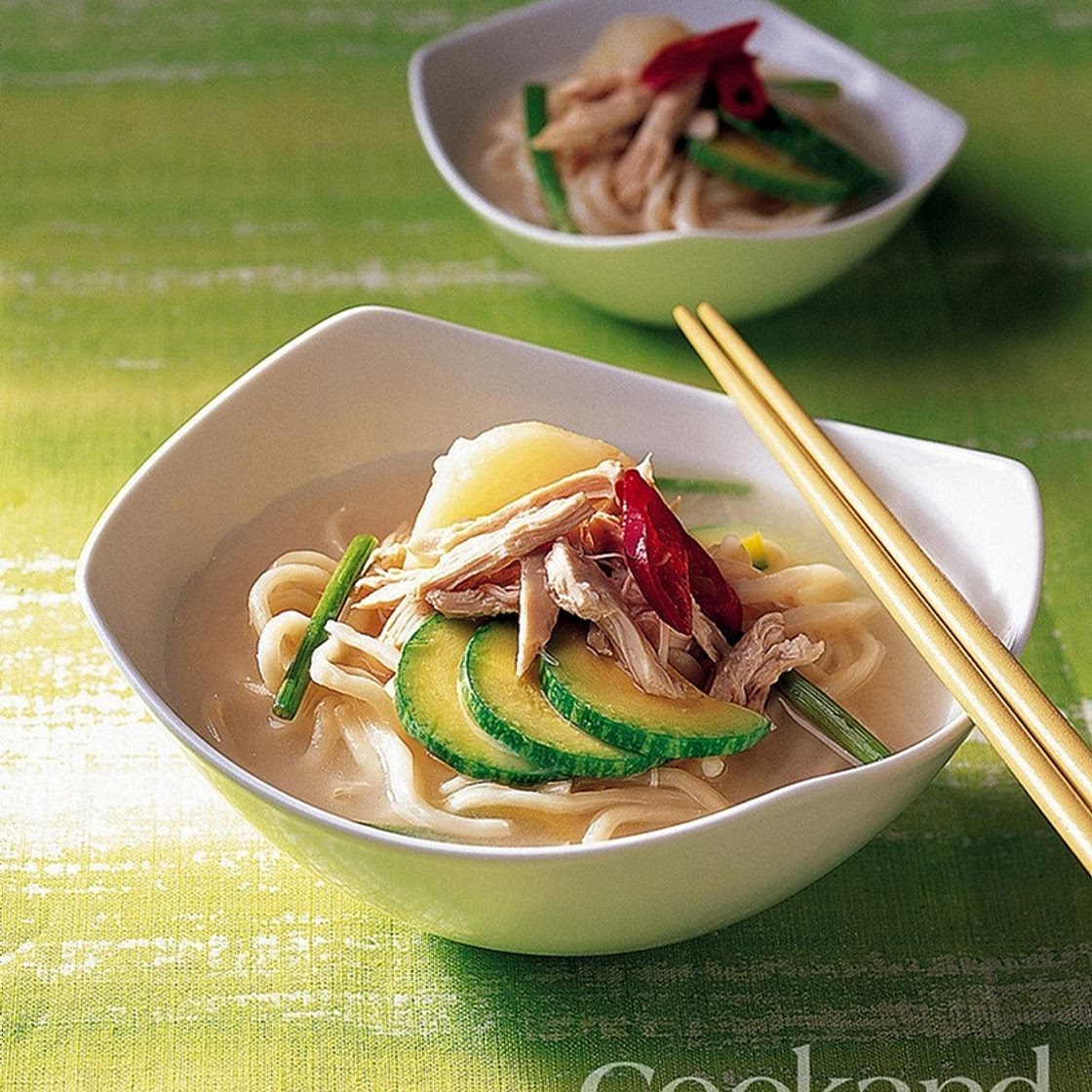 닭 한 마리 칼국수 만드는 법