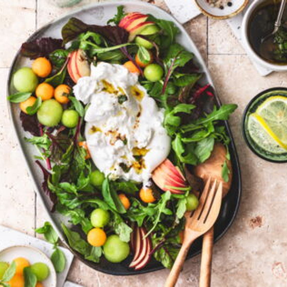 Salade de burrata, nectarine et melon
