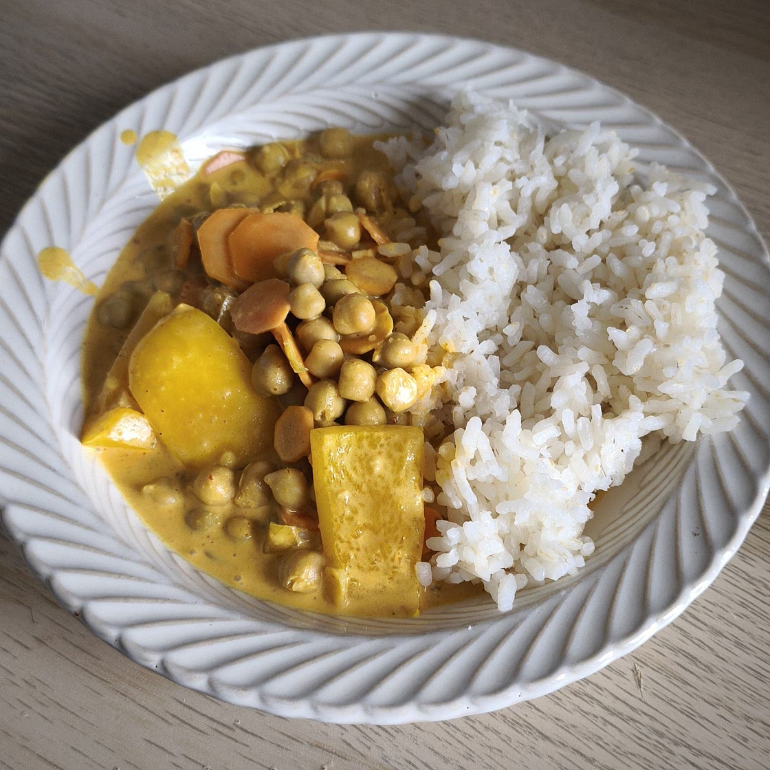Coconut Chickpea Curry