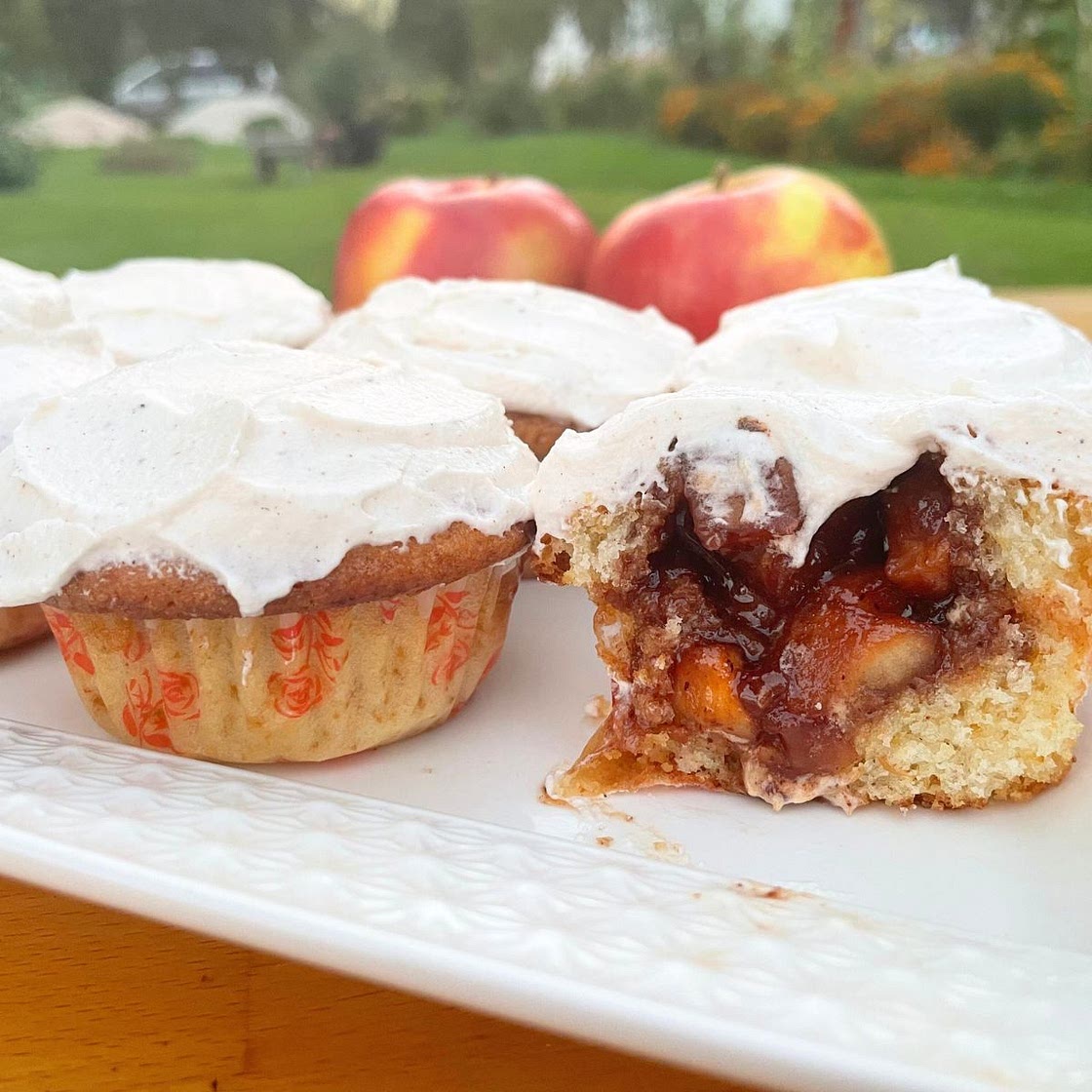Apple Pie Cupcakes That Will Thrill