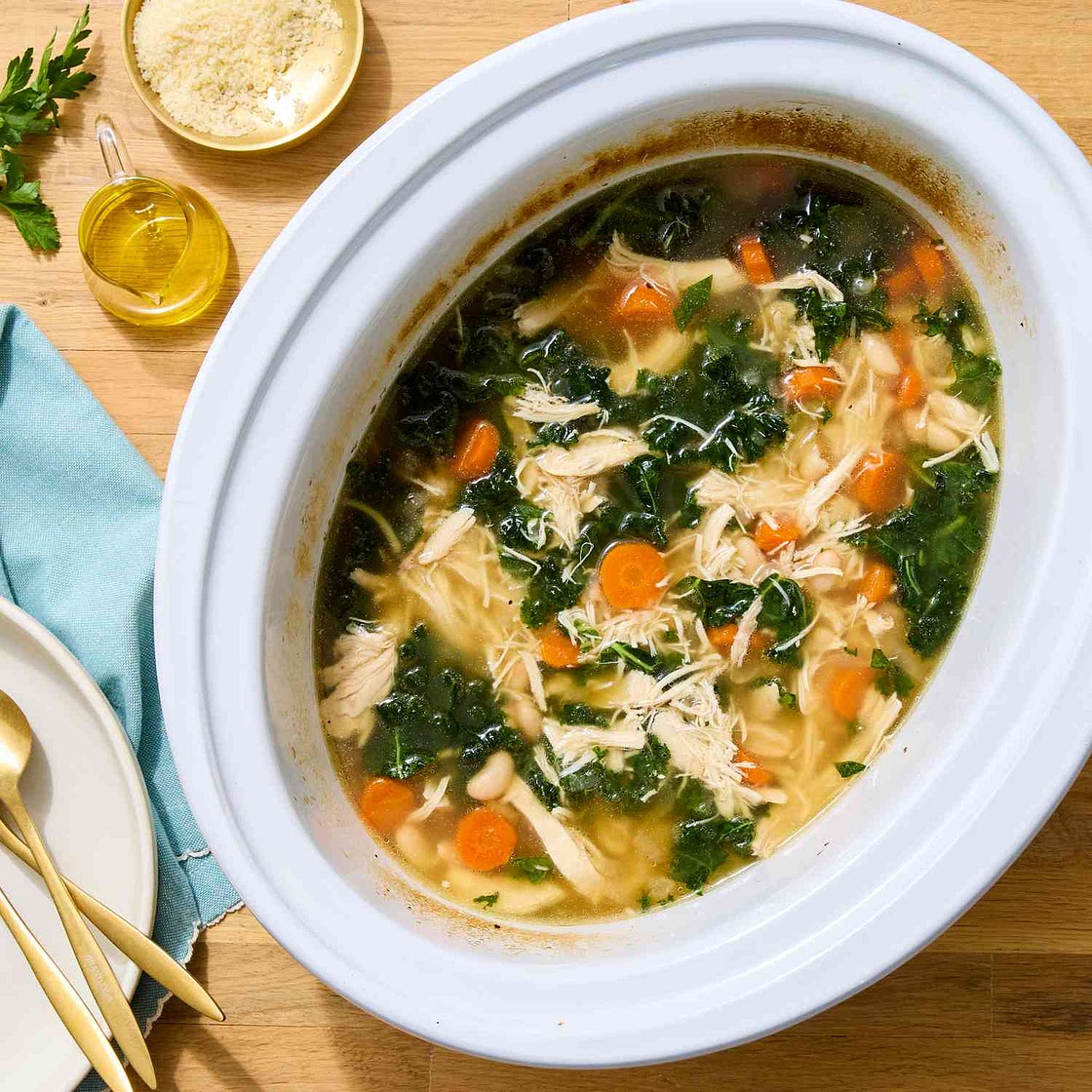 Slow-Cooker Chicken & White Bean Stew