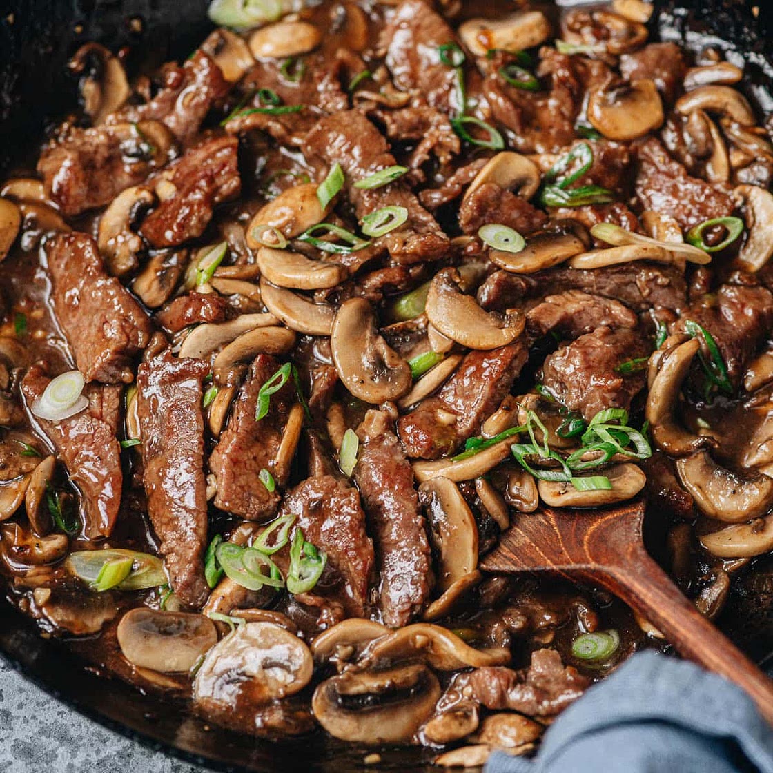 Beef and Mushroom Stir Fry (口蘑炒牛肉)