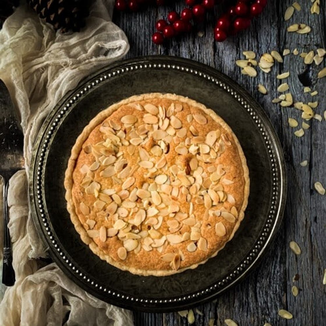 Italian almond tart