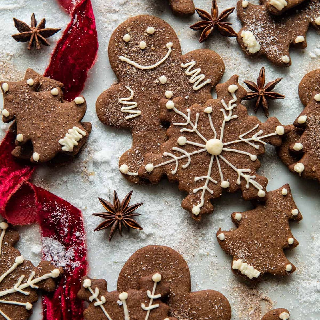 Chai Gingerbread Cookies