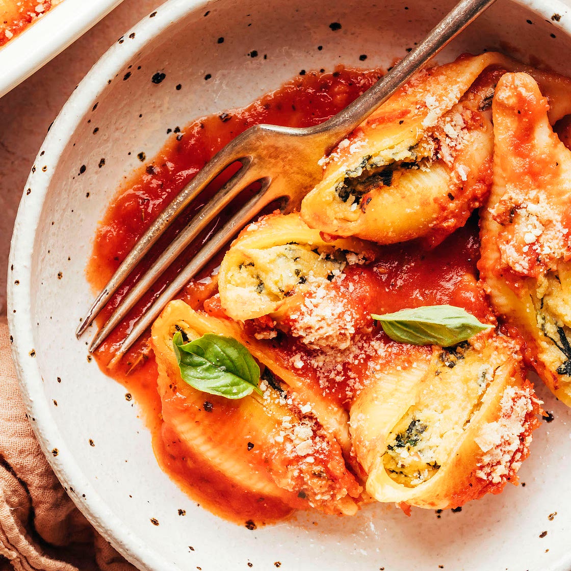 Easy Vegan Stuffed Shells
