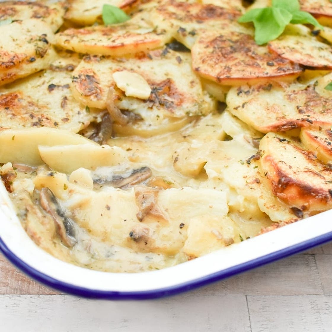 Creamy Vegan Dauphinoise Potatoes with Mushrooms