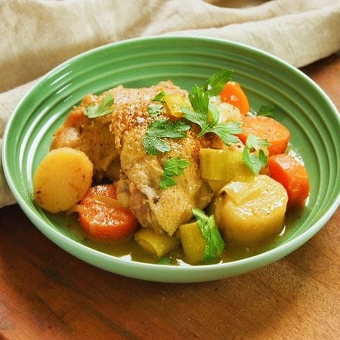 Slow Cooker Chicken Casserole
