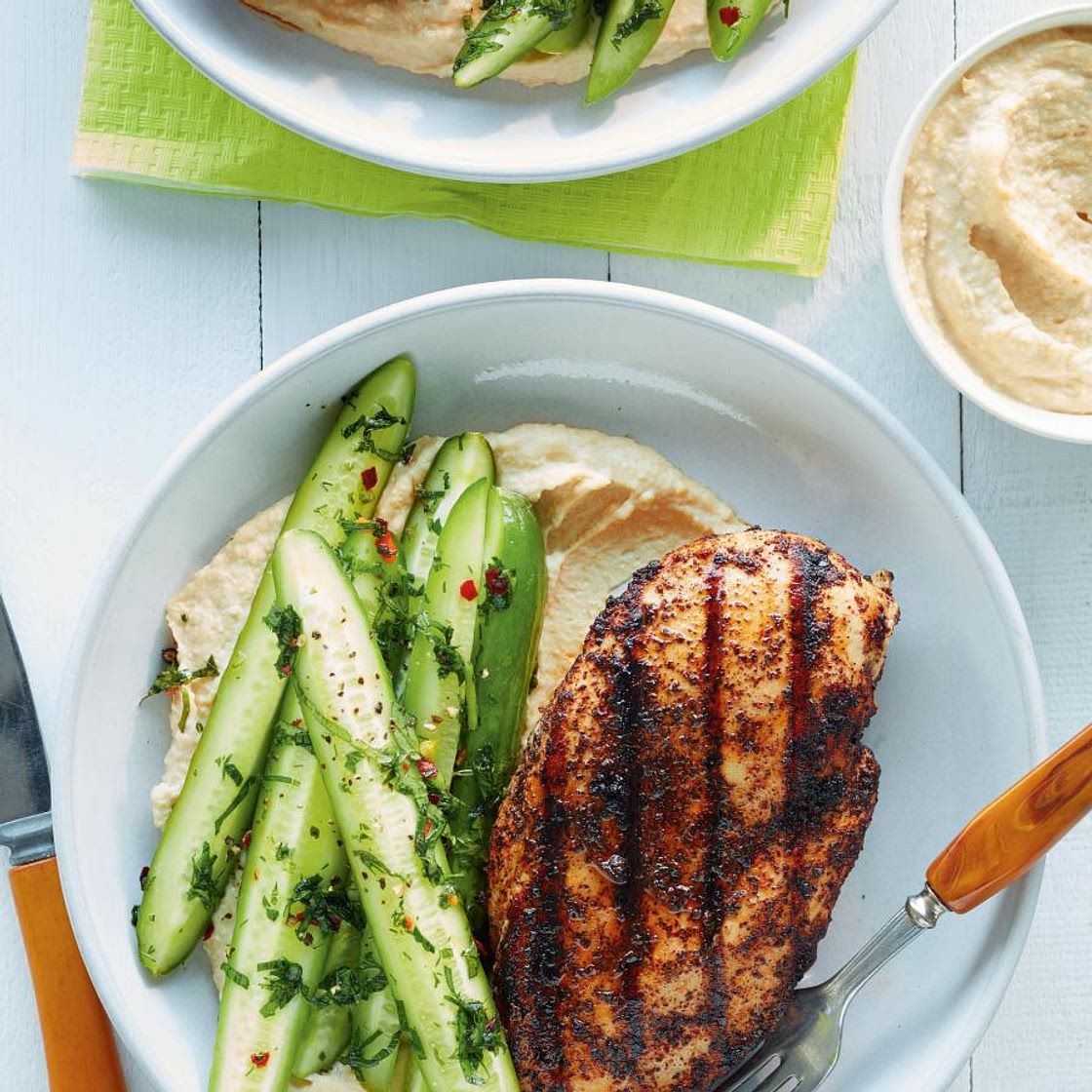 Poulet au sumac et concombres acidulés