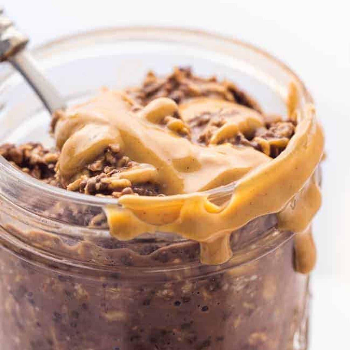 Healthy Peanut Butter Cup Overnight Oats