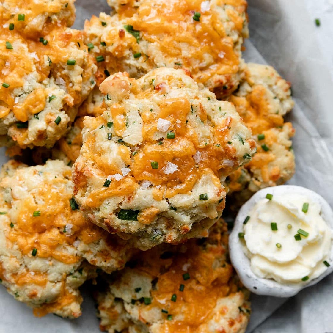 Garlic Cheddar Biscuits (Easy & Gluten-Free Option)
