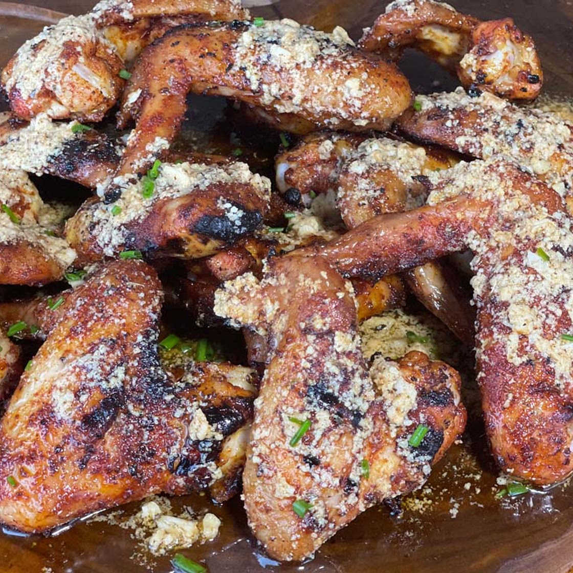 Smoked Chicken Wings with Garlic and Parmesan Sauce