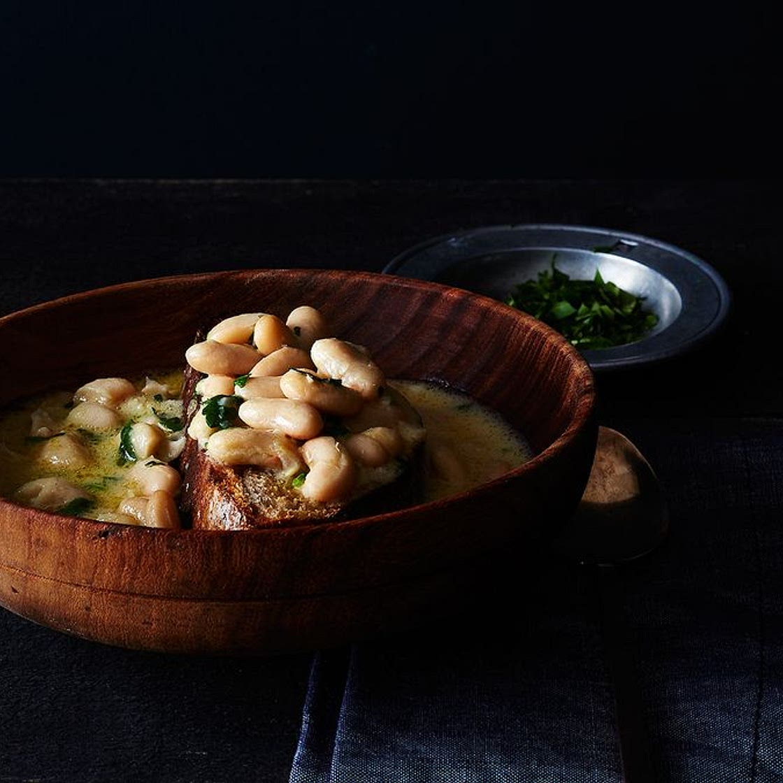 Marcella Hazan's White Bean Soup with Garlic and Parsley
